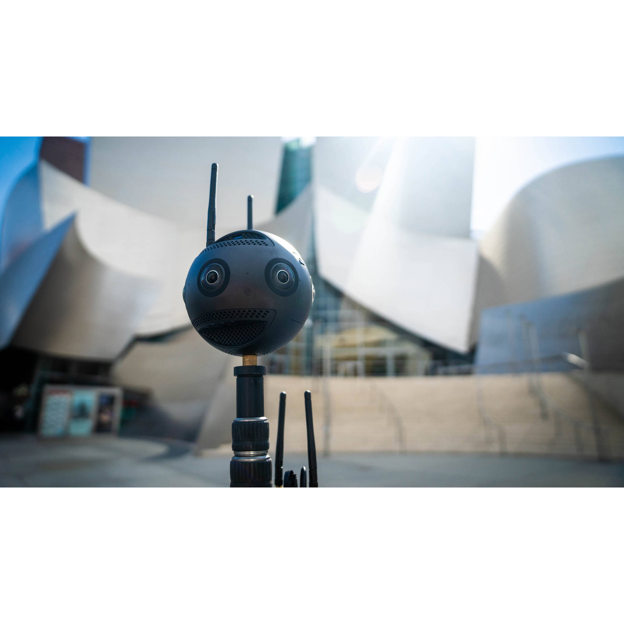 Insta360 Pro 2 Spherical VR 360 8K Camera + FarSight Monitoring