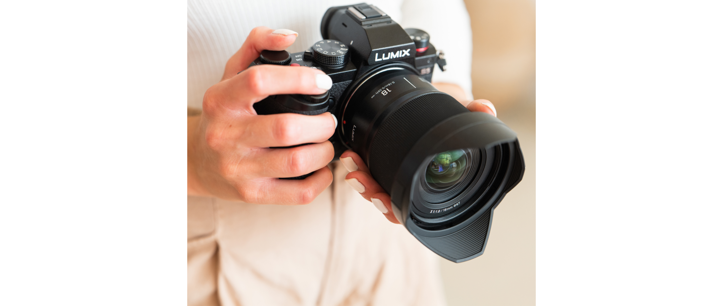 Panasonic Lumix S 18mm f/1.8 Ultra-Wide-Angle Lens S-S18 - WESTBUY