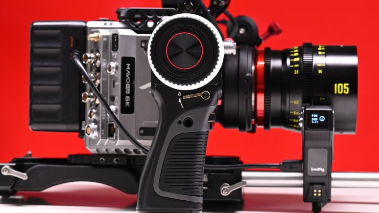 SmallRig MagicFIZ Wireless Follow Focus Handgrip Kit 3782B SmallRig MagicFIZ Wireless Follow Focus Handgrip Kit 3782B