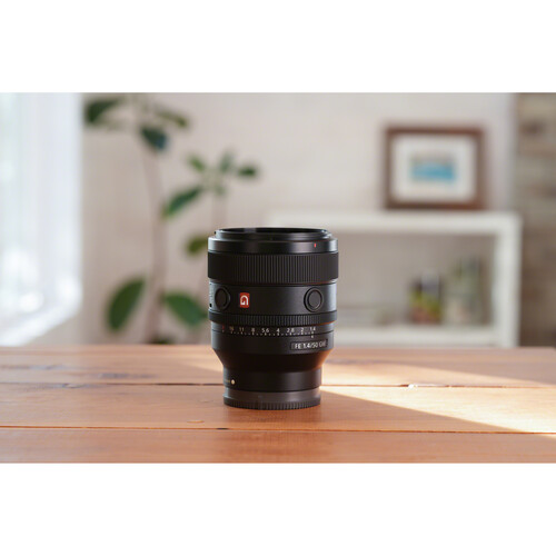 Sony FE 50mm f/1.4 GM Lens - WESTBUY