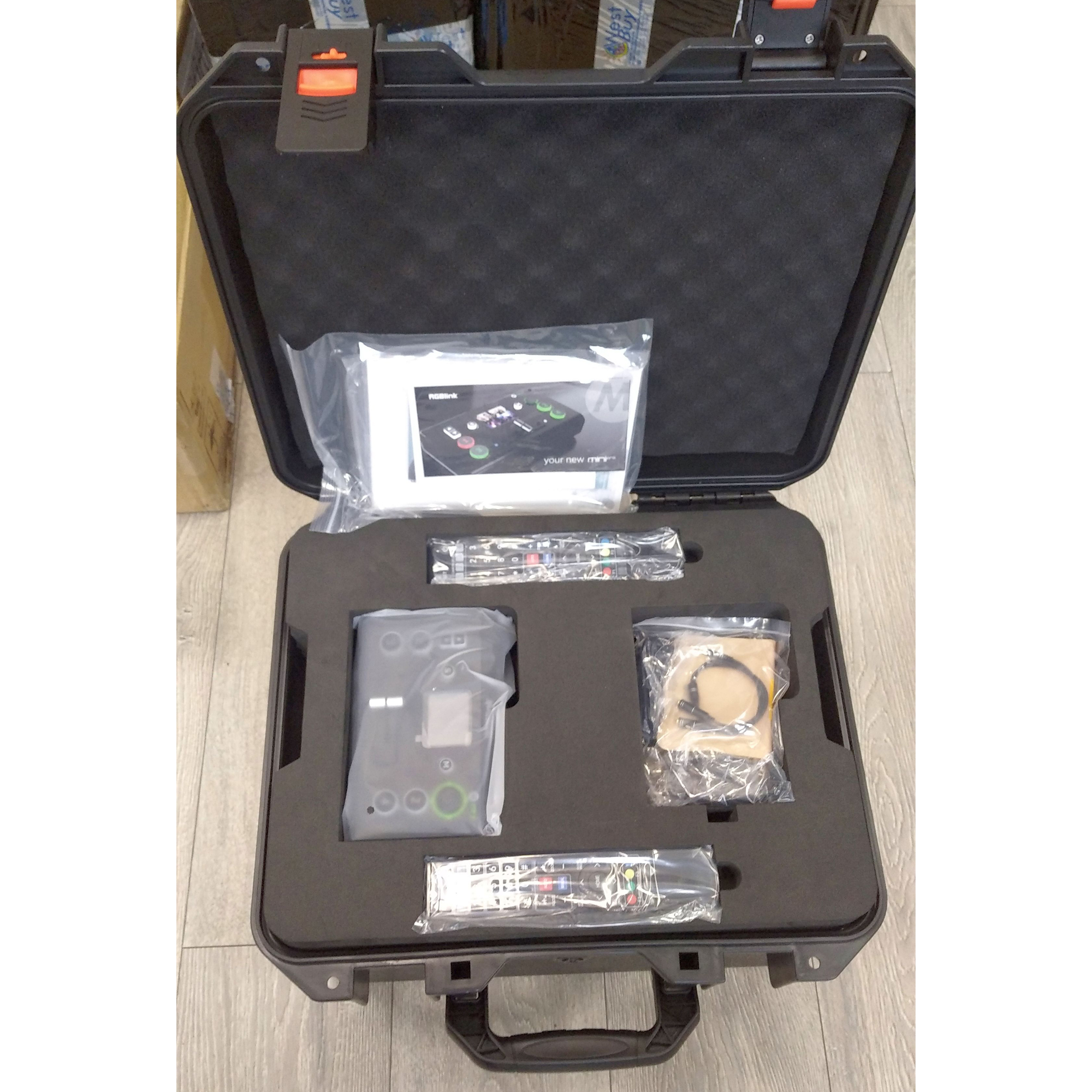 product-additional-image