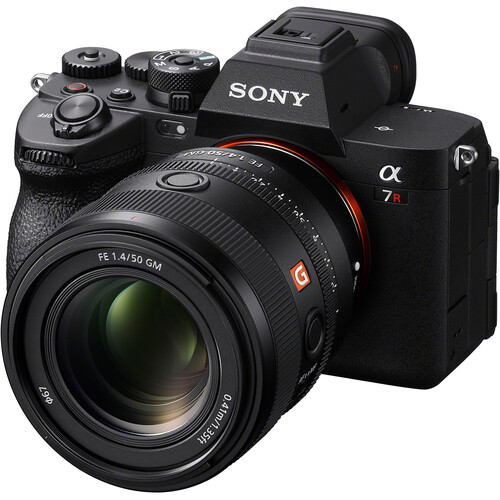 Sony FE 50mm f/1.4 GM Lens - WESTBUY