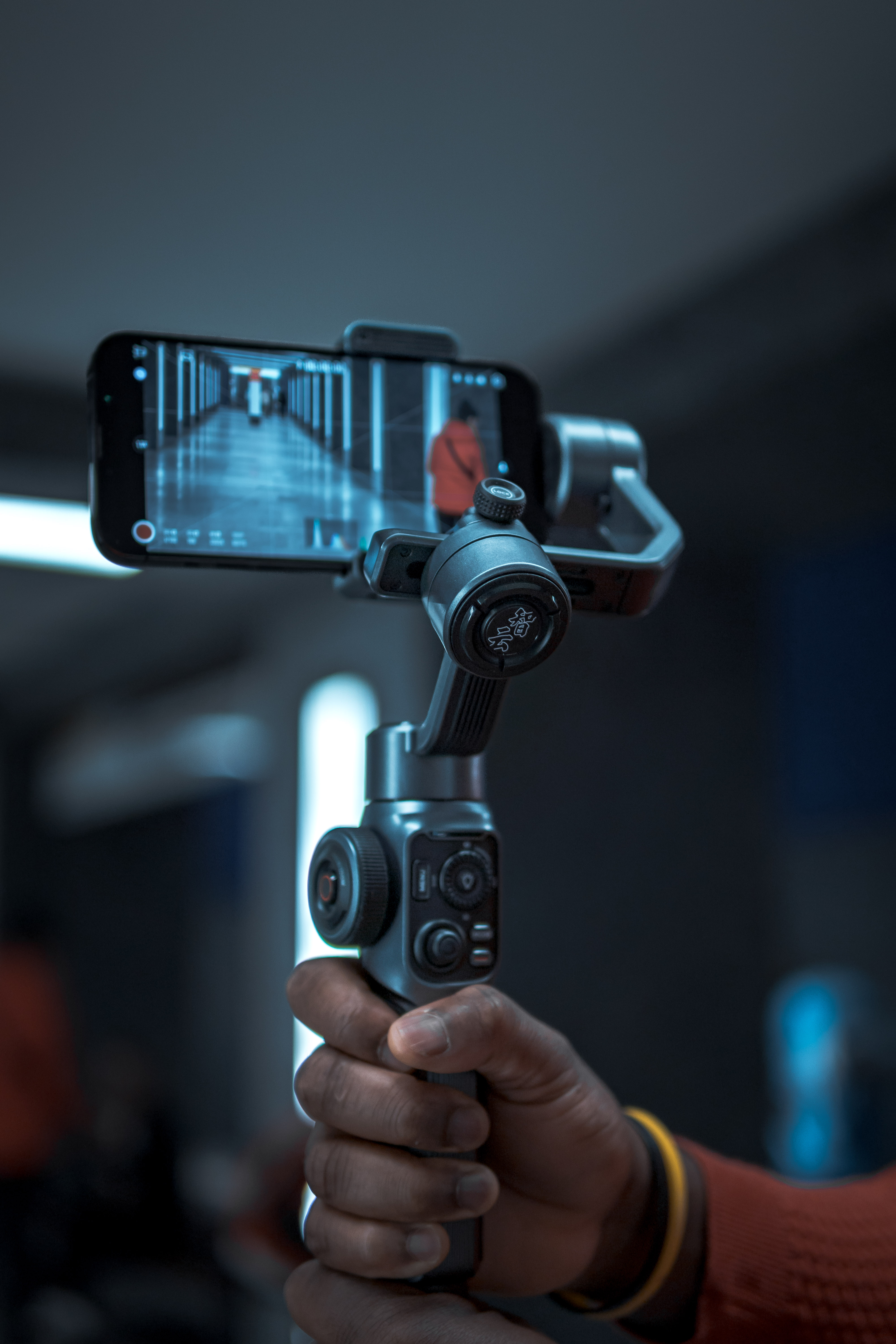 product-additional-image